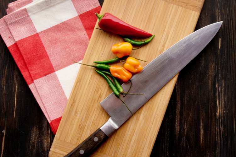 German Carving Knife: Essential Tool for Professional Kitchens