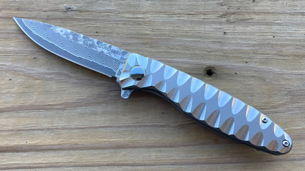 Wood Handle Folding Knives: A Kitchen Professional's Guide