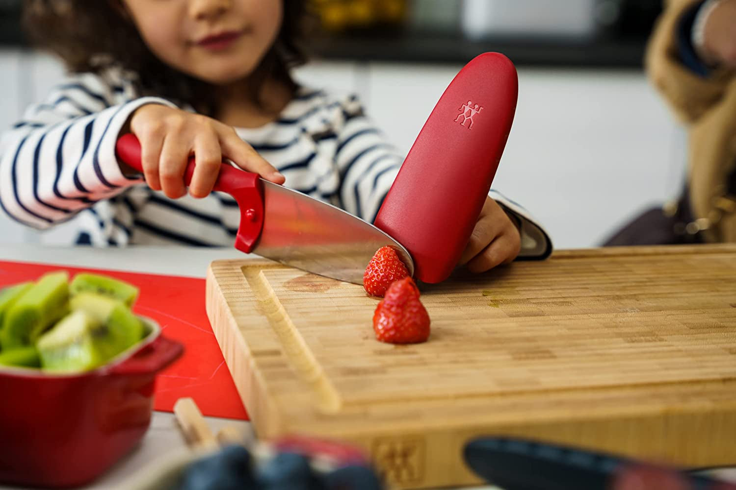 36550-101 Twinny, Red, 3.9 Inches (100 Mm), Children'S Knife, Stainless Steel, round Tip, Safety