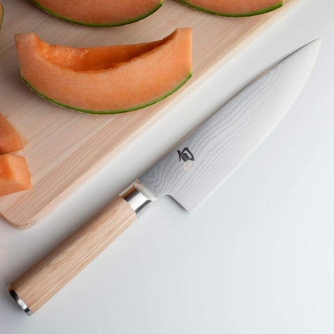 Image of Shun Classic Blonde 8” Chef'S Knife, Blonde Pakkawood Handle, Full Tang VG-MAX Blade