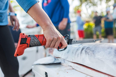 Image of BUBBA Pro Series Lithium-Ion Electric Fillet Knife with Non-Slip Grip Handle, 4 Ti-Nitride S.S. Coated Non-Stick Reciprocating Blades, Charger and Case for Fishing