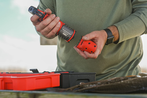 Image of BUBBA Pro Series Lithium-Ion Electric Fillet Knife with Non-Slip Grip Handle, 4 Ti-Nitride S.S. Coated Non-Stick Reciprocating Blades, Charger and Case for Fishing