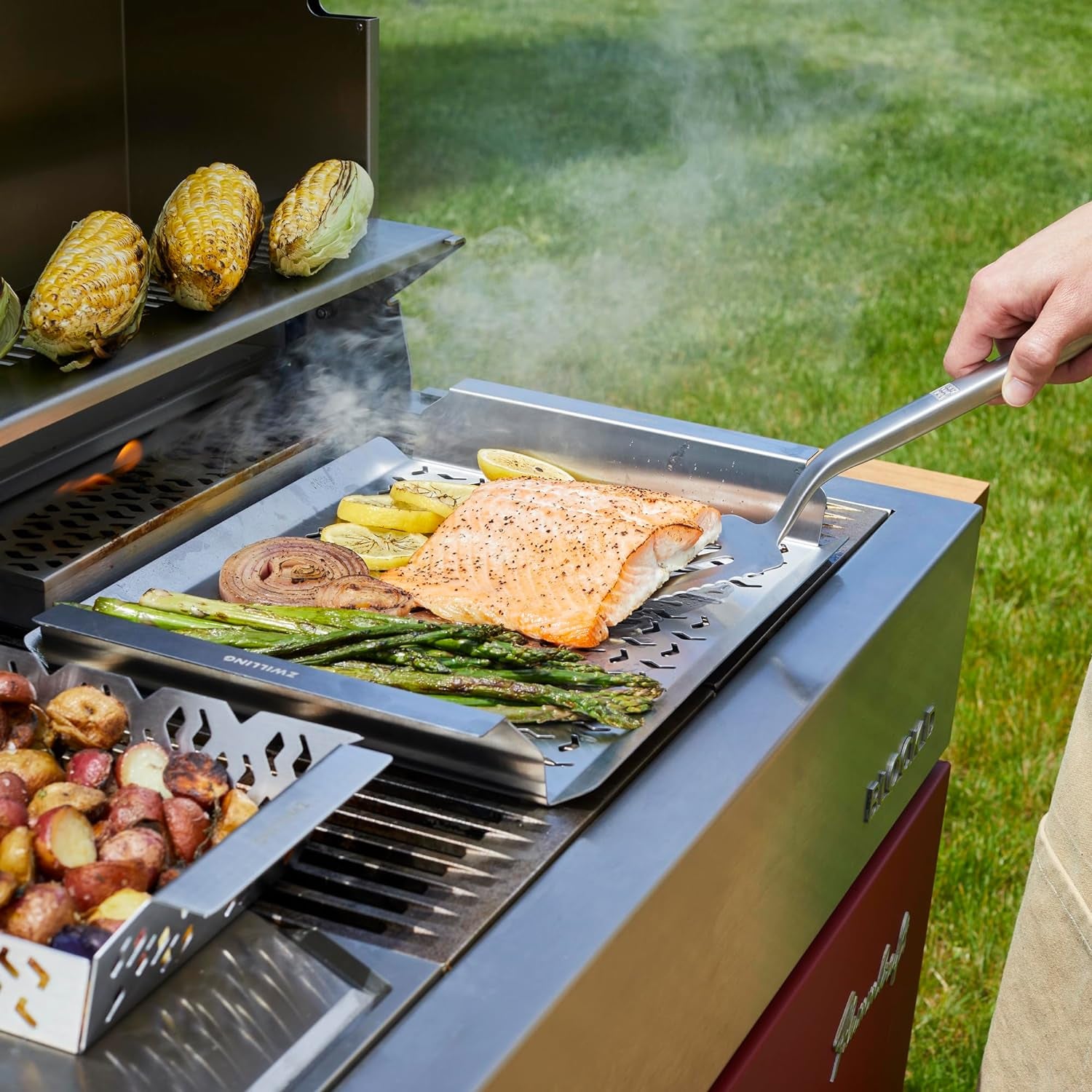 BBQ+ 17-Inch Grill Spatula, BBQ Accessories, Stainless Steel Metal Spatula, Dishwasher Safe, Perfect for Outdoor Cooking and BBQ Grills