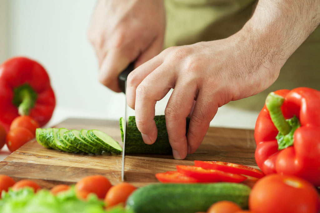 How to Clean and Sanitize Cutting Board Step by Step?