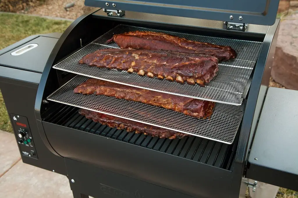 How to Use Broil King Pellet Smoker: Exclusive Tips & Tricks?