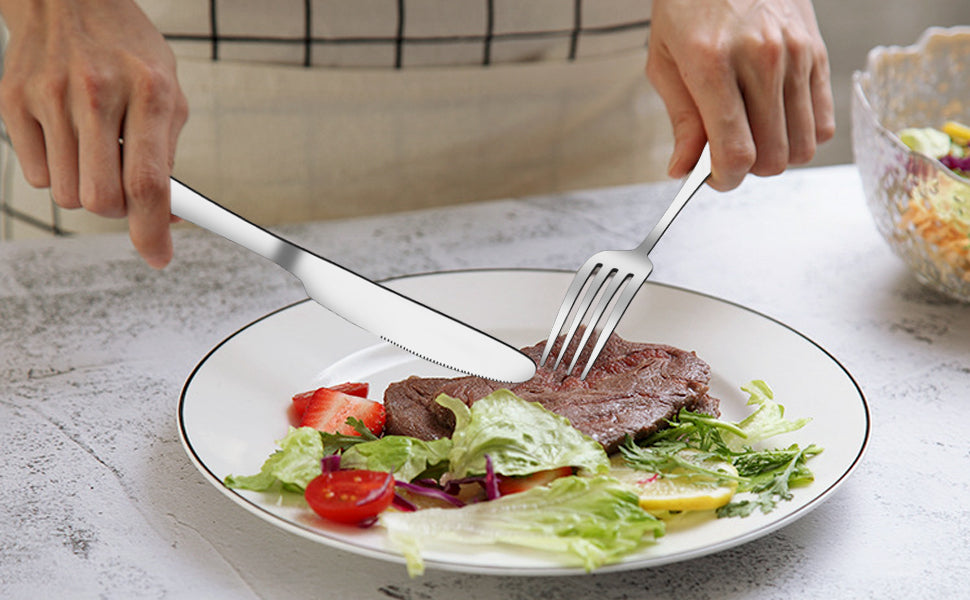 How to Slice a Tomahawk Steak at Table with Precision