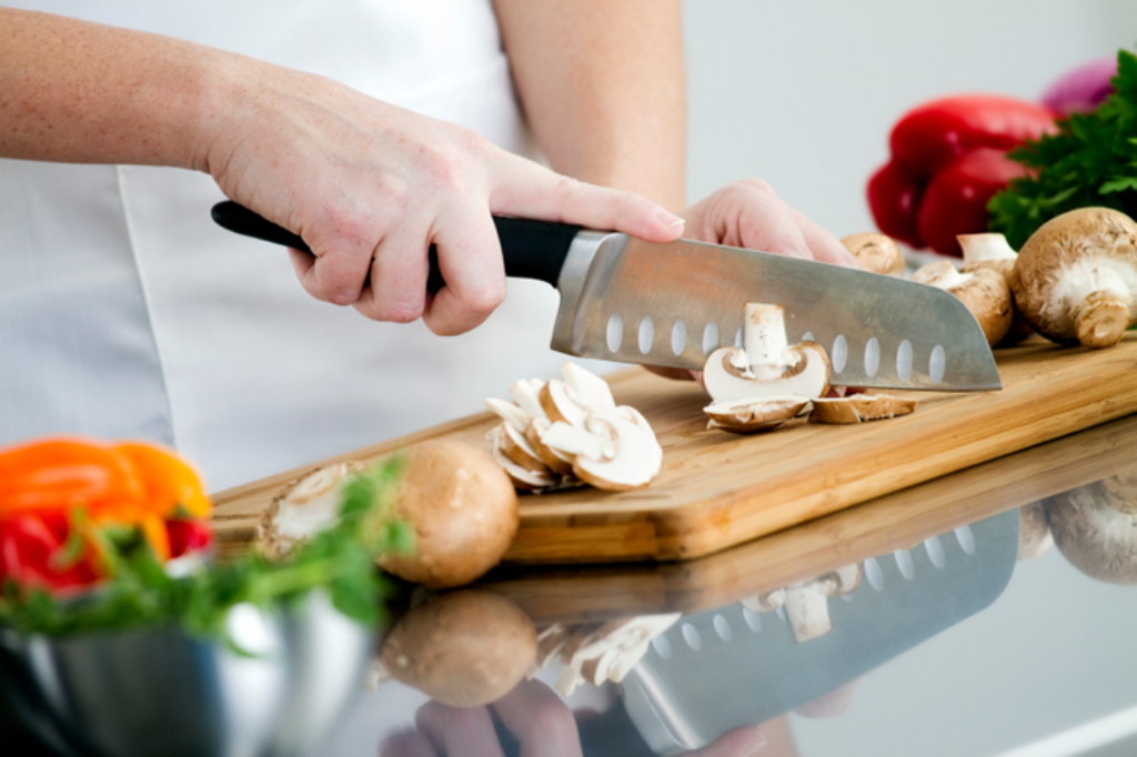 How to Make a Large Cutting Board: Master the Craft Today!