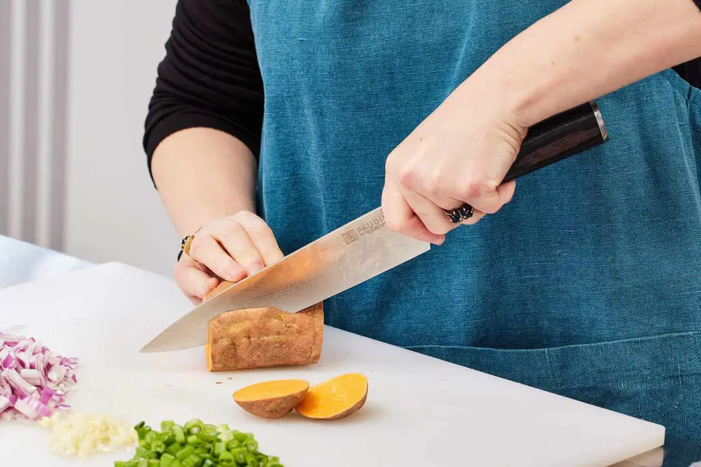 The Ultimate Guide to Choosing the Best Knife for Cutting Bread