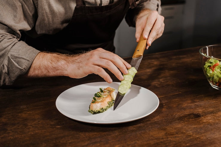 How to Eat Bone-In Chops: Professional Techniques and Tips