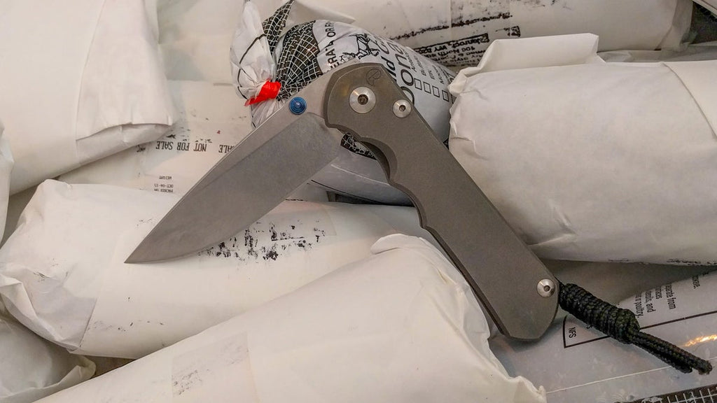 Safely Closing a Folding Knife: Essential Insights for Kitchen Experts