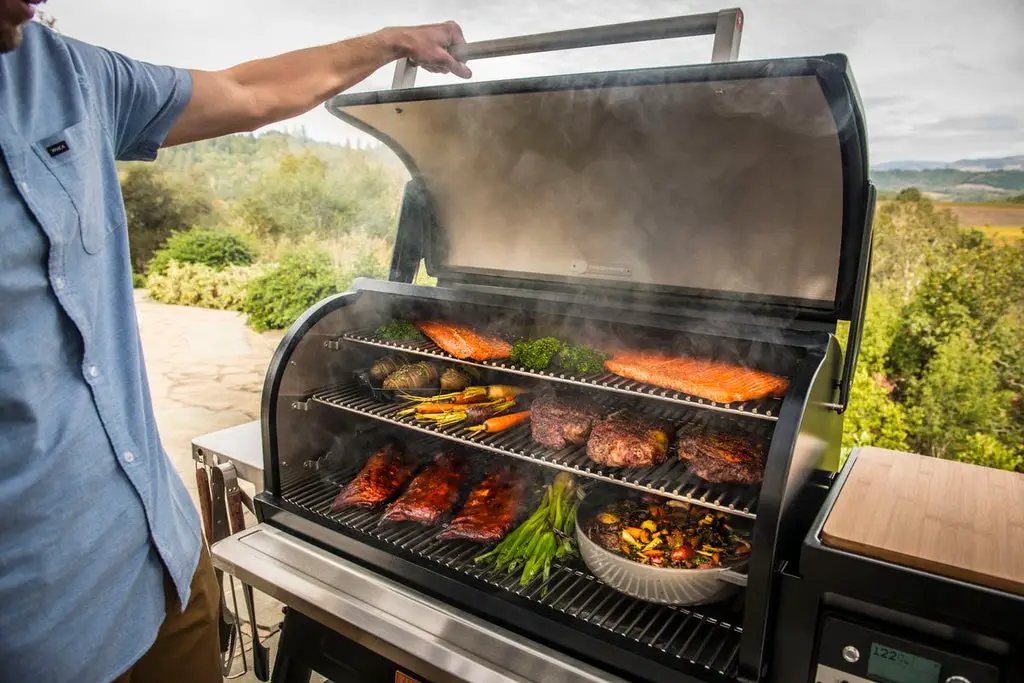 What Meats Are Good on a Pellet Smoker for Perfect Flavor?