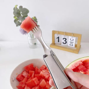 Watermelon Slicer Cutter, 2 in 1 Watermelon Fork Slicer Cutter Melon Slicer, Portable Stainless Steel Watermelon Cutter Slicer Tool Fruit Forks Slicer for Home Party Camping Kitchen Gadget