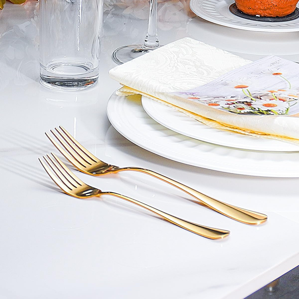 60-Piece Stainless Steel Silverware Set | Elegant Design | Service for 12 | Dishwasher-Safe | Gold