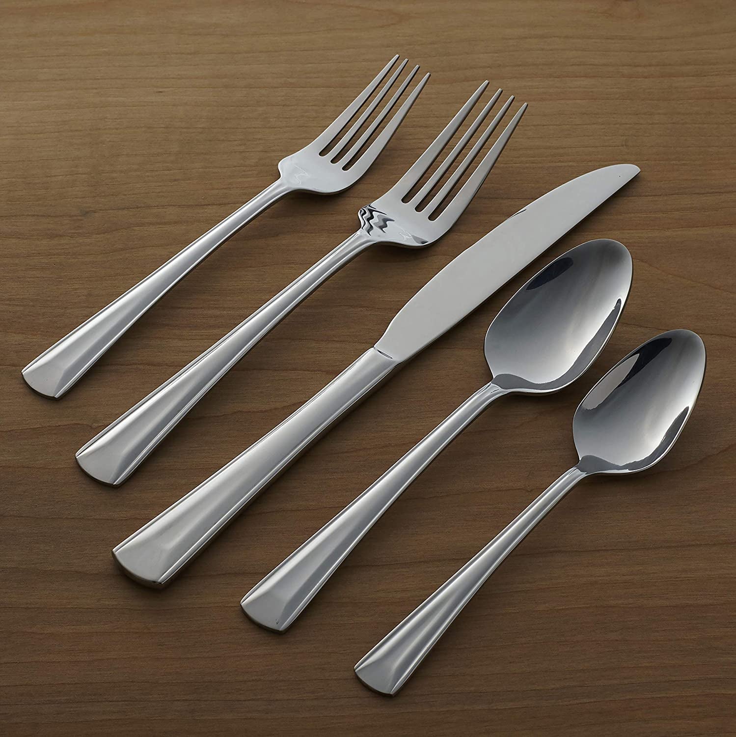 Cella 42 Piece Everyday Flatware, Service for 8, 18/0 Stainless Steel, Silverware Set