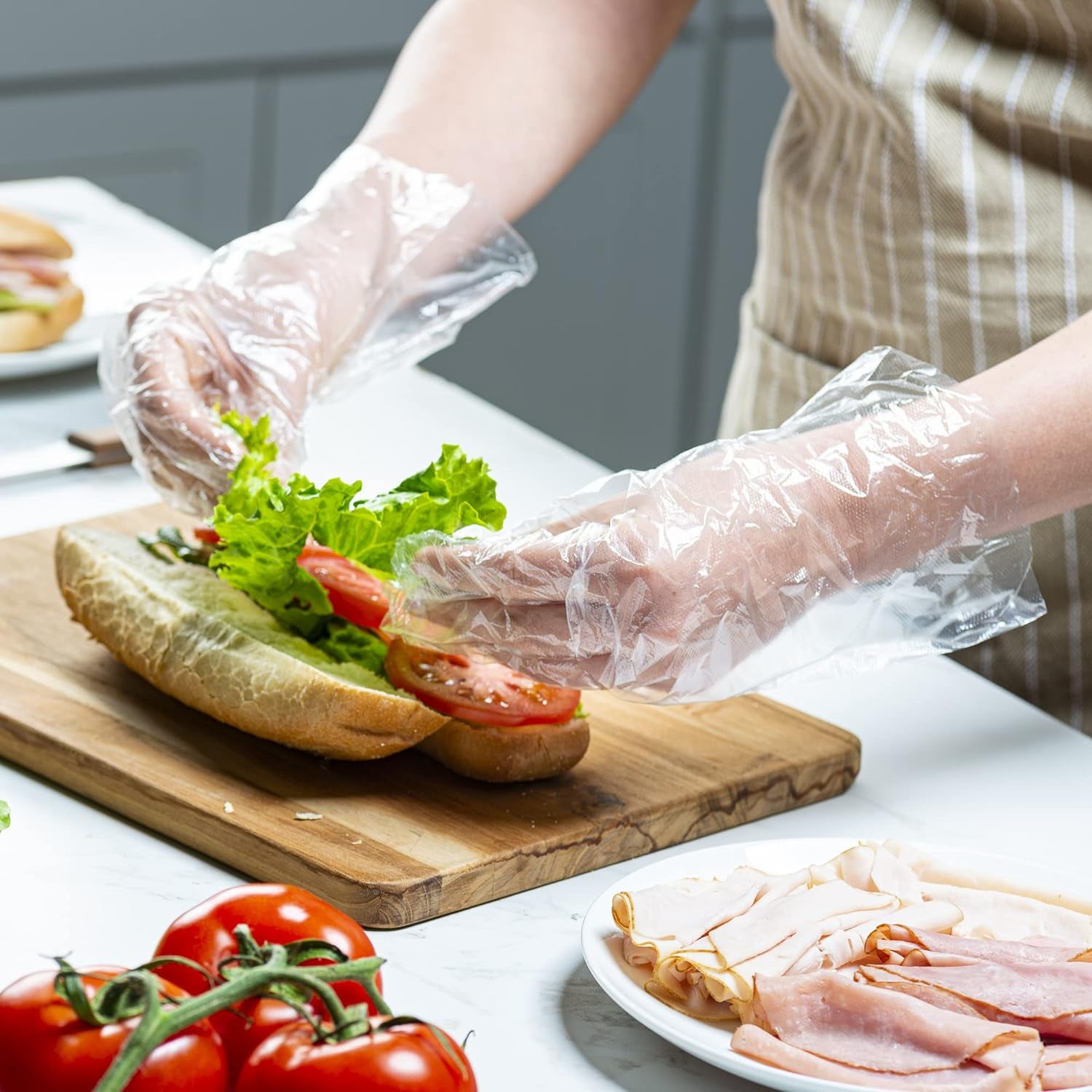 500 Count Disposable Sterile Poly Plastic Gloves for Cooking, Food Prep and Food Service | Latex & Powder Free - One Size Fits Most