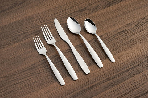 Image of Silversmiths Southview Sand 20 Piece Flatware Set, Service for 4, Silver