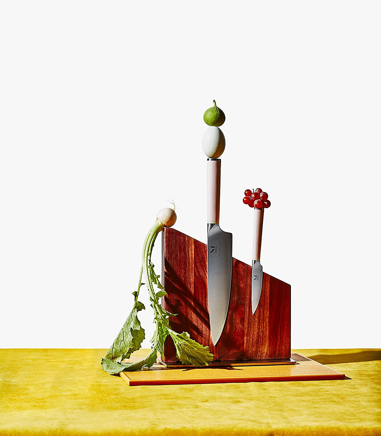 , Knife Stand, Magnetic Display for Safe Storage, Walnut