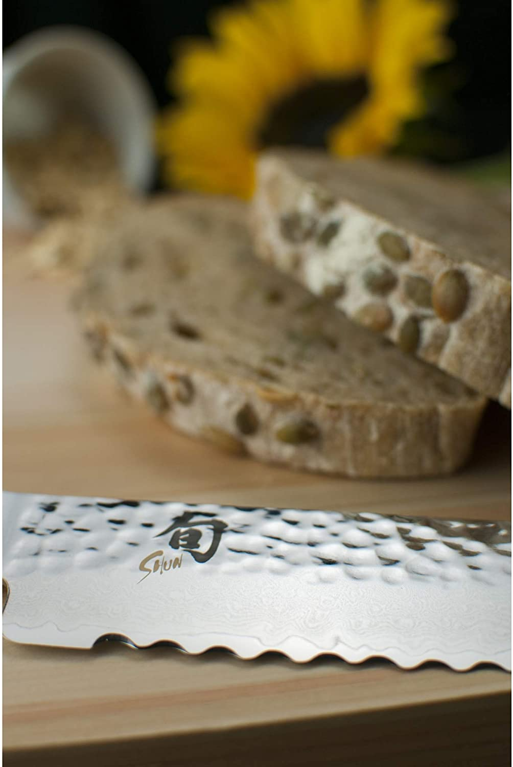 Shun Classic 9” Bread Knife with VG-MAX Steel Serrated Edge and Ebony Pakkawood Handle, 9", Silver