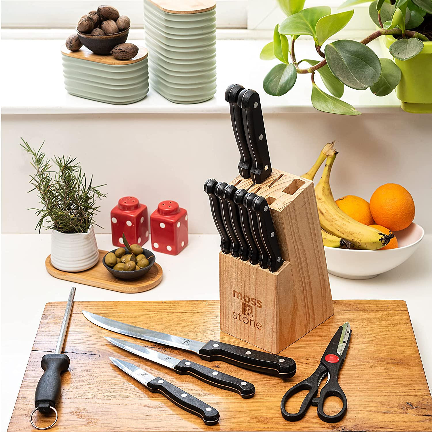 Stainless Steel Serrated Knife Set | Kitchen Knives Set with High-Carbon Stainless Steel Blades and Wooden Block Set | Cutlery Knife Set , Kitchen Set by Moss & Stone. (14 Piece)