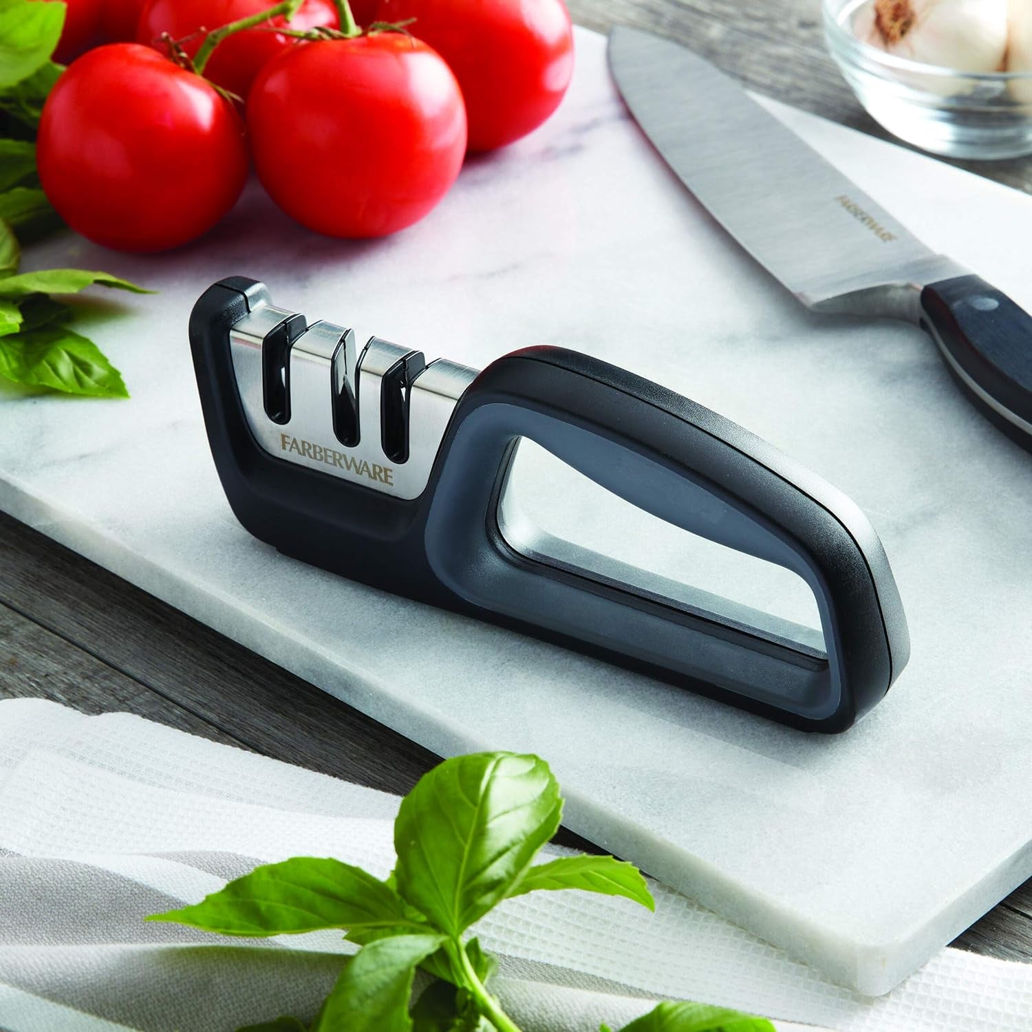 Edgekeeper 2 Stage Knife Sharpener with Serrated Slot, 7.5-Inch, Black