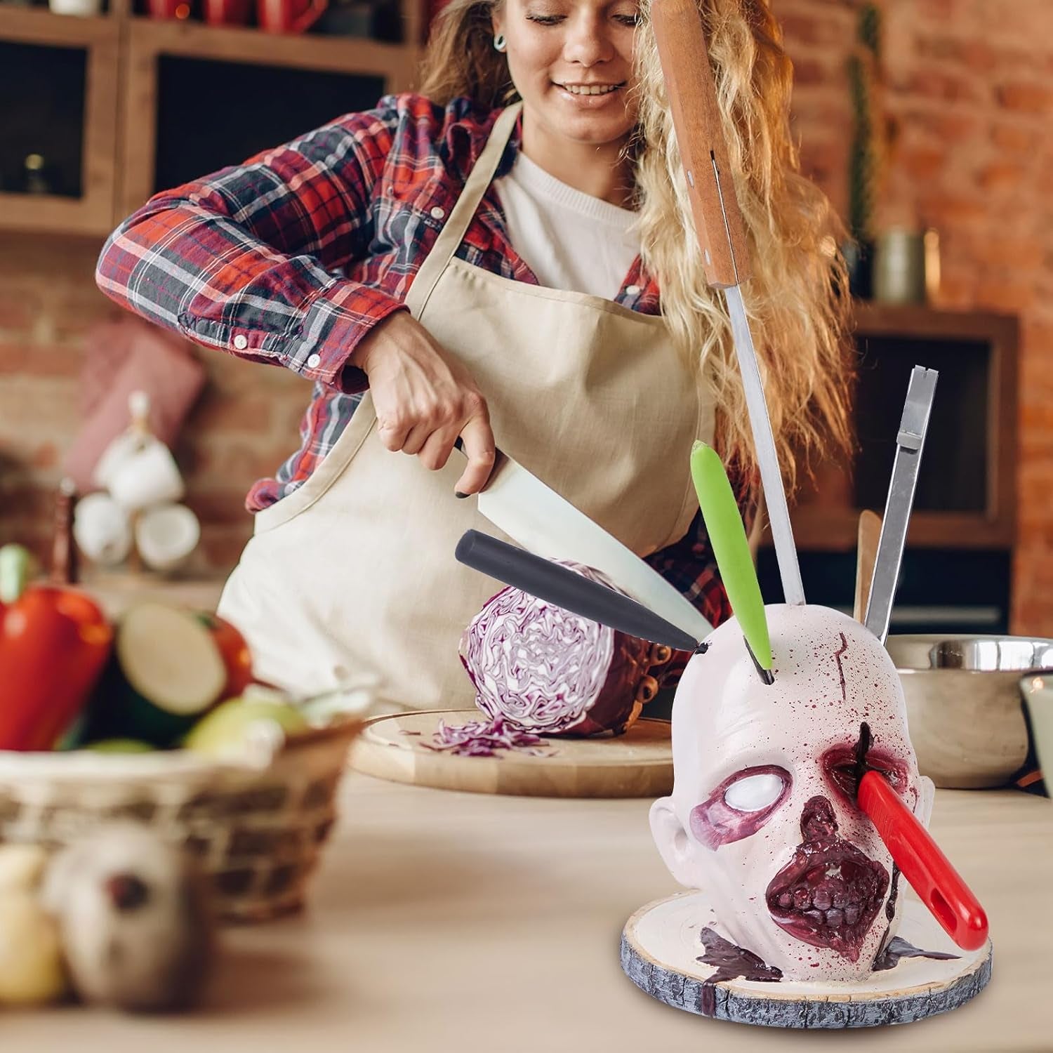 Skull Knife Holder for Kitchen,Skeleton Knife Stand, Resin Skull Knife Holder, Halloween Display Rack Skull Decor for Home Kitchen Decoration Gift