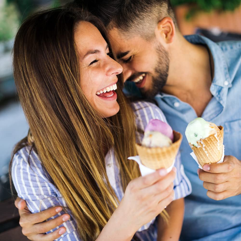 Ice Cream Scoop - Heavy Duty Stainless Steel Icecream Scooper with Non-Slip Rubber Grip - Professional Metal Ice-Cream Spade - Dishwasher Safe – Black