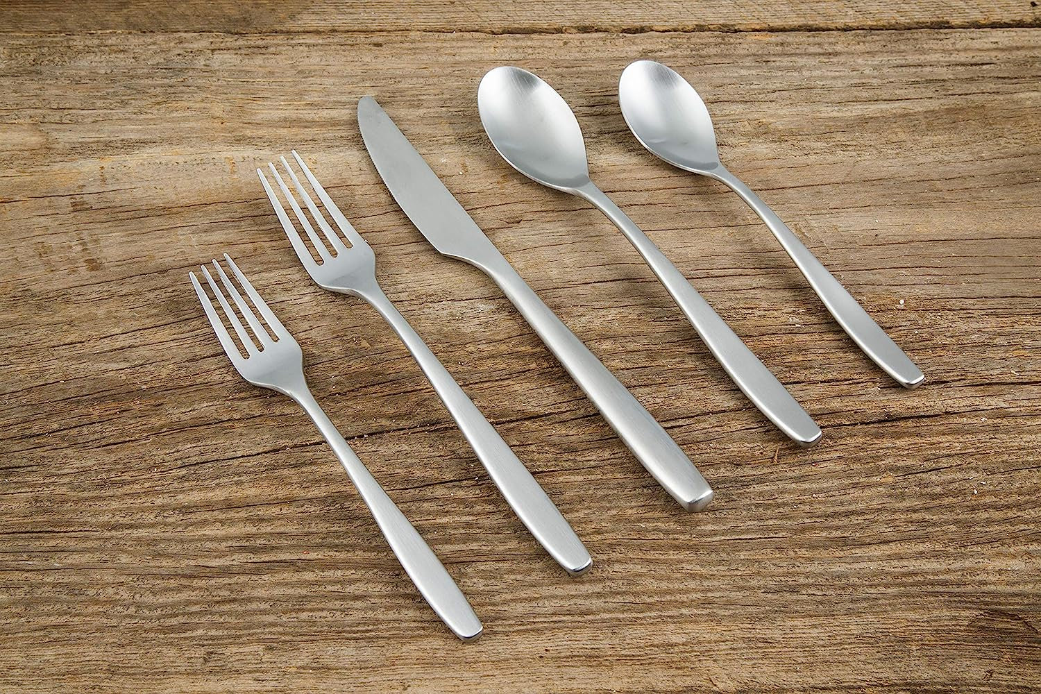 Silversmiths Averie Satin 20 Piece Flatware Set, Service for 4, Silver
