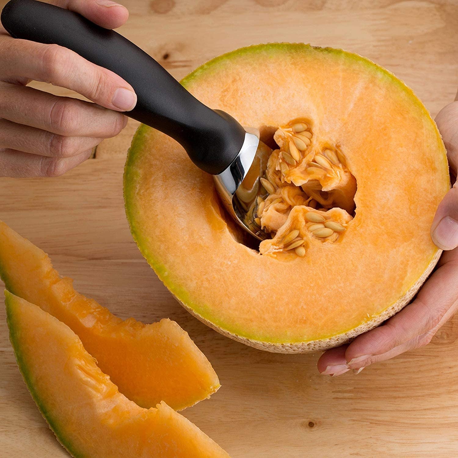 Ice Cream Scoop - Heavy Duty 18/8 Stainless Steel with Soft Grip Handle, Professional Sturdy Ice Cream Scooper, Premium Kitchen Tool for Cookie Dough, Gelato, Sorbet, Melon, Black